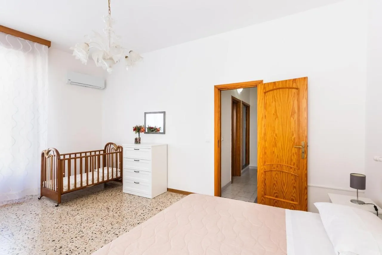 Paco House Villa Avola Italien